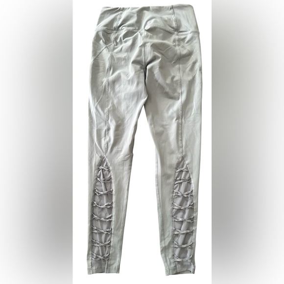 Victoria's Secret Light Gray Leggings - Picture 7 of 7